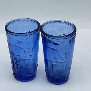 Blue Glass Car Man in Top Hat (2) Shot Glasses Fred Roberts Vintage 