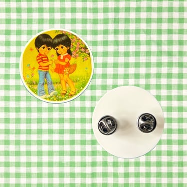 Retro Mod Kids Pin - Cute Groovy Hippie Brooch 