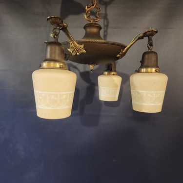 Antique 4 Bulb Pan Light 18