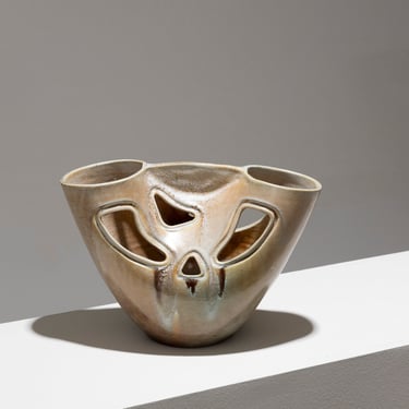 VASE NAVETTE EN CÉRAMIQUE, ACCOLAY, 1960s