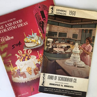 Vintage Cake Decorating Booklets, Wedding Cake Inspiration Cake Cupcake Enthusiasts, Catalog Set Of 2, Wilton 1970, Maid Of Scandinavia 1960 