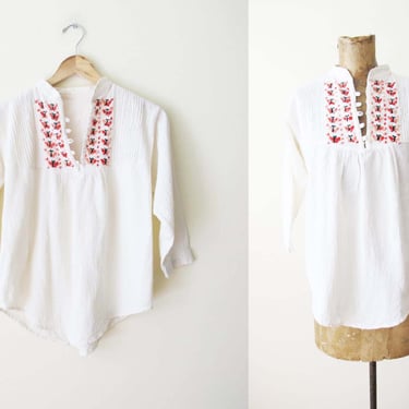 Vintage 70s Embroidered Butterfly White Peasant Top S - 1970s Boho Hippie Cotton Tunic Shirt 