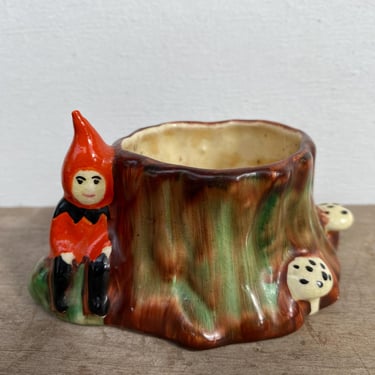 Vintage Elf Seated By Tree Stump Planter, Small Plant Holder, Trinket Dish, Mushroom, Forest, Halloween, Air Planter 