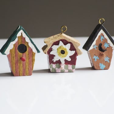 Mini Birdhouses for Place Setting Decor, Package Decorations or Dollhouse Scenes 