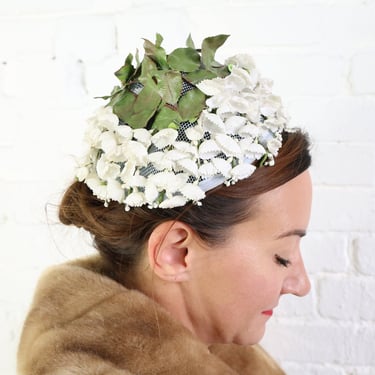 1950s White Flower Hat | 50s White Flowers Topper 