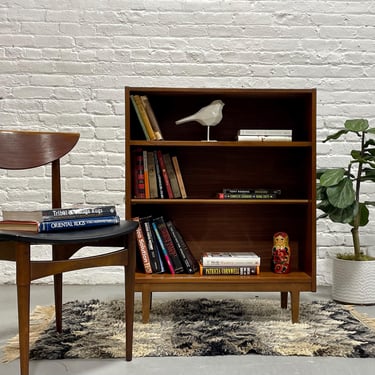 Apartment Sized TEAK Mid Century Modern BOOKCASE + sliding GLASS doors 