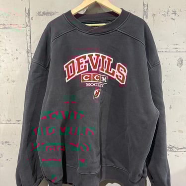 Vintage NHL New Jersey Devils Sweatshirt Embroidered Crewneck 