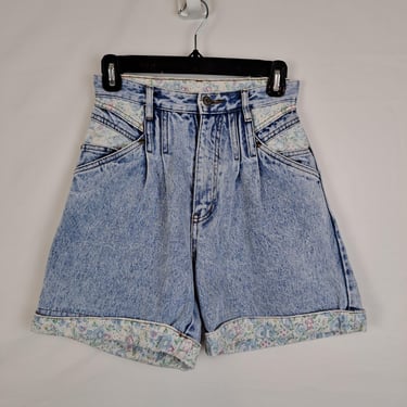 Vintage 90s Floral Acid Wash High Rise Denim Shorts, Size 25 Waist 