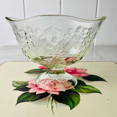 Vintage Pale Green Glass Pedestal Vase, Embossed ripe Strawberry + Leaves, Depression Glass, centrepiece, shelf decor, collectible, gift 