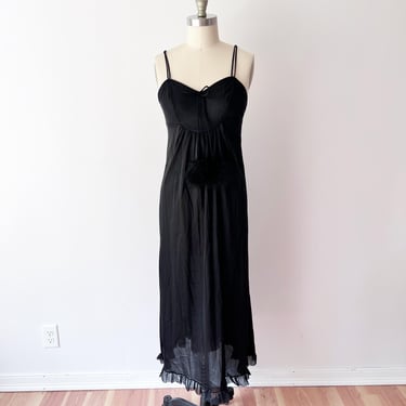 SIZE S Vintage Black Lace Slip Dress / Ostrich Puff Spaghetti Strap Night Dress / 60s Nylon Nighty Sexy Lingerie Vassarette 