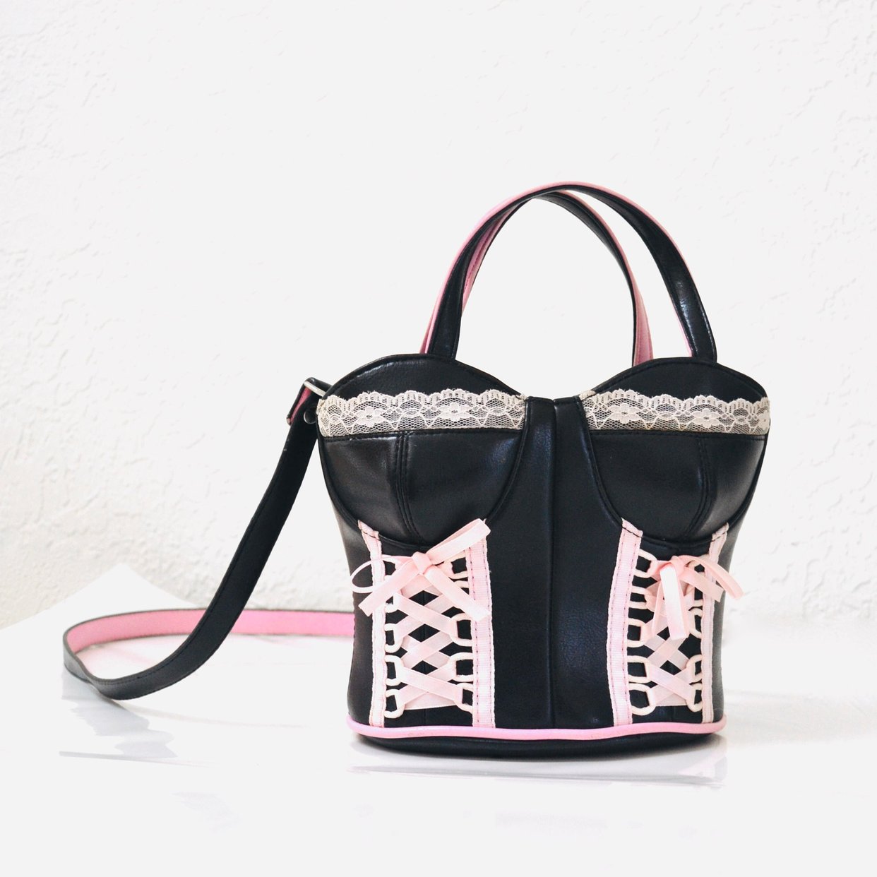 90s 2000s Y2k Black Corset Bustier Handbag | Hooked on Honey