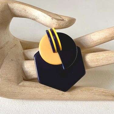 Art Deco Vintage Black & Yellow Bakelite Geometric Modernist brooch by BakeliteBa