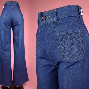 Deadstock 1970s high rise jeans. Basketweave pockets. Bell bottoms. Unique vintage. 