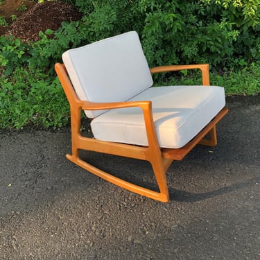 Mid Century Modern Lounge Chair / Accent Chair / Selig / Danish Modern Lounge Chair / Rocking Chair / Kofod Larson 