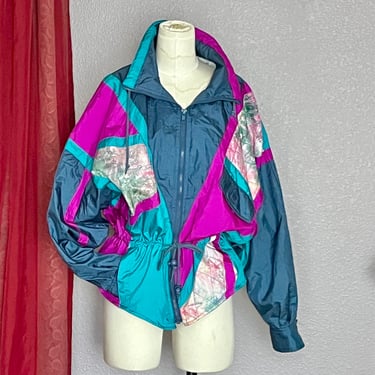 Vintage 80s Windbreaker, Lightweight Jacket, Batwing, Bright Colors, Unisex, Size M 
