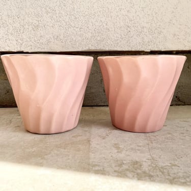 2 Pink Mid Century Vintage Bauer Pottery Los Angeles Swirl Planter 5” Tall Mcm