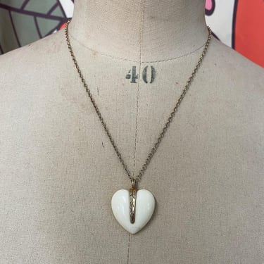 vintage 1970s sarah coventry heart necklace cream lucite pendant 70s jewelry 