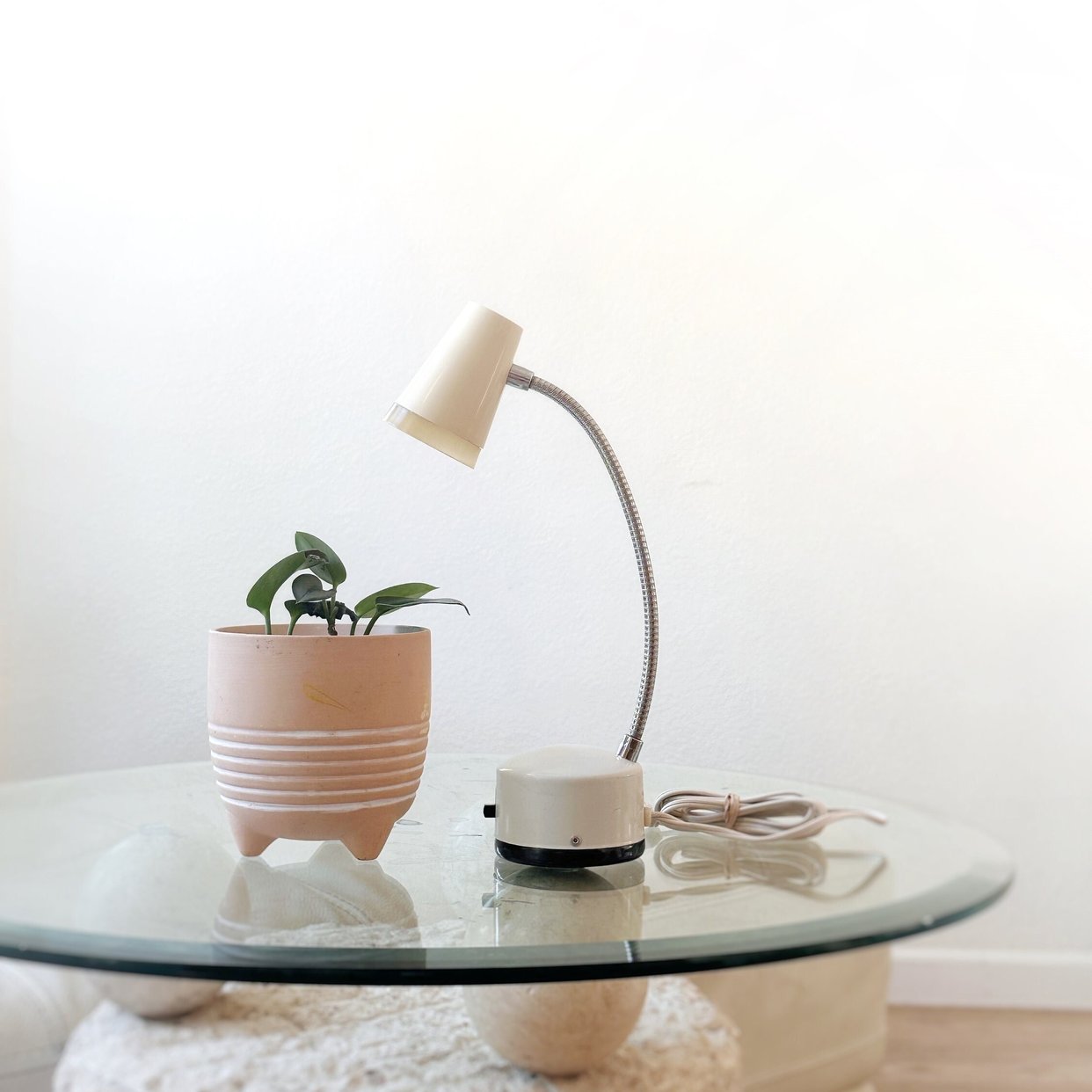 small industrial adjustable white metal lamp / lo hi | Simplychi ...