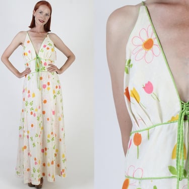 Tulip Floral Printed Sundress, Long Maxi Length, Deep V Neckline, Vintage 70s Summer Dress 