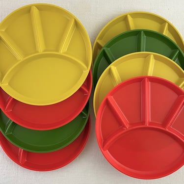 Set of 8 Vintage Divided Plastic Plates, Retro Fondue Plates, Colorful Picnicware, Made in Japan 