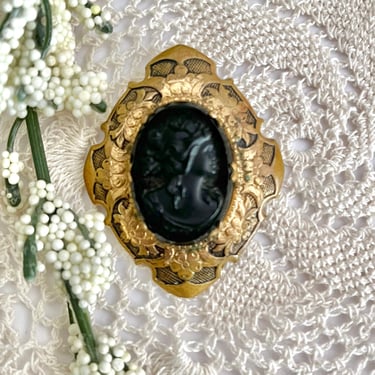 Black Boldly Beautiful Cameo Brooch, Intaglio Pin, Carved Glass Cameo, Filigree Setting, Vintage Jewelry 