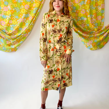 Beautiful 1970's Lily Print Dress