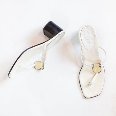 Vintage GUCCI Y2K White Heeled T Strap Sandals with Logo Plaque GG Slingback Slides Tom Ford Heels Minimal 