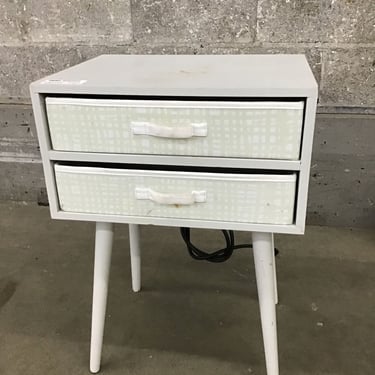 Charging Side Table (Seattle)