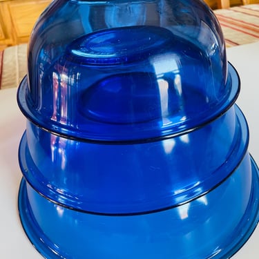 Vintage Pyrex 322, 323, 325 Cobalt Blue Glass Nesting Mixing Bowls - Set Of 3 