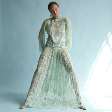3271d / alberta ferretti seafoam green silk macrame lace gown 