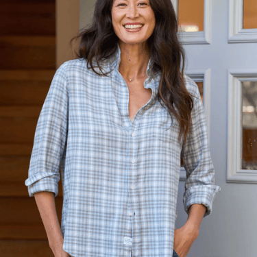 Frank & Eileen | Eileen Relaxed Button Up | Italian Cashmere Touch