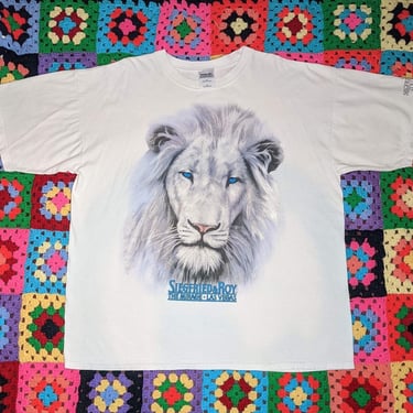 Vintage Siegfried and Roy lion glitter tee 