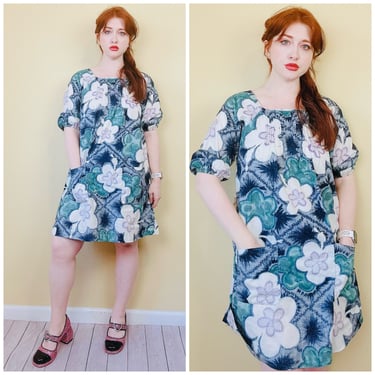 1960s Vintage Kio Hawaii Hibiscus Dress / 60s Cotton Blue Floral Puffed Sleeve Shift Dress / Medium - Large 