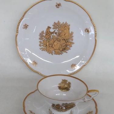 Mitterteich Germany 052 Cameo Couple Tea Cup Saucer and Dessert Plate Set 3477B