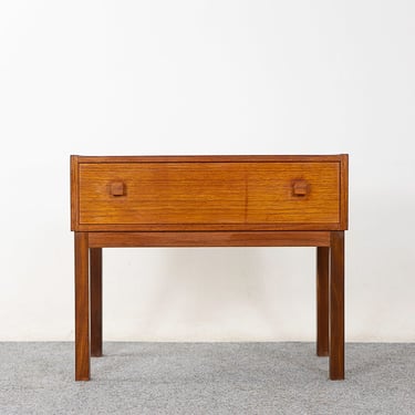 Mid-Century Teak Bedside Table - (324-353.8) 