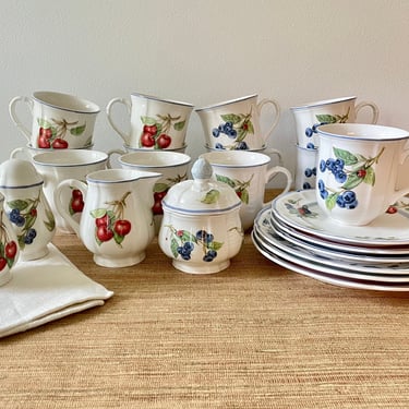 Villeroy and Boch Cottage Country Collection - Salad and Bread and Butter Plates - Salt & Pepper - Creamer and Sugar Bowl with Lid 