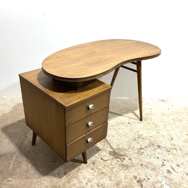 Vintage 1950s Mid Century Modern Kidney Shaped Desk by Lee Furniture 