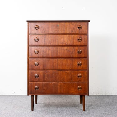 Mid-Century Teak Dresser - (324-141) 