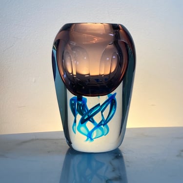 Italian Sommerso fasceted vase in amethyst blue and clear glass with swirled base 