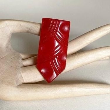 Art Deco 1930s Antique bright Red Phenolic Bakelite dress clip Modernist brooch by BakeliteBa