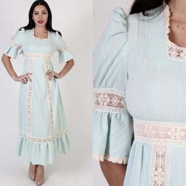 Just For Joseph Magnin Prairie Maxi Dress, Vintage 70s Cottagecore Bell Sleeve Gown, Simple Monochrome Bohemian Frock 