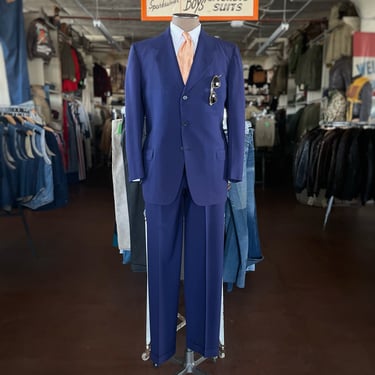 Size 40, 37x32 Vintage 1950s 2pc French Blue Lightweight Single Breasted 3 Button Suit 2228 