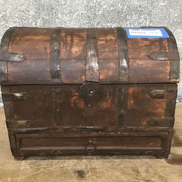 Antique Treasure Chest (Seattle)