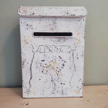 Vintage Shabby Chic Tall Large White Tin Post Box Mailbox 