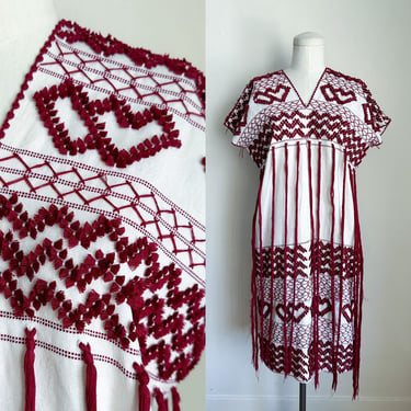 Vintage Heart Embroidery Fringed Mexican Dress / S-M 