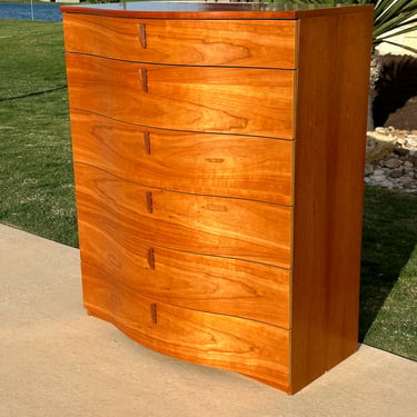 Scandinavian Style 6-Drawer Tall Dresser with Easy Glide Drawers 