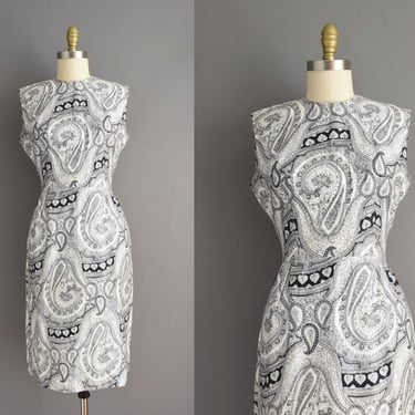 vintage 1950s dress | Black & White Paisley Print Polished Cotton Dress | Medium | 50s vintage dress 