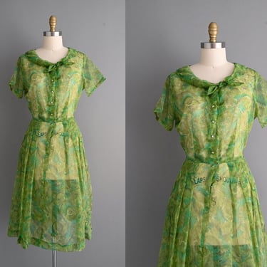 vintage 1950s Green Chiffon shirtwaist Dress - Size Large 