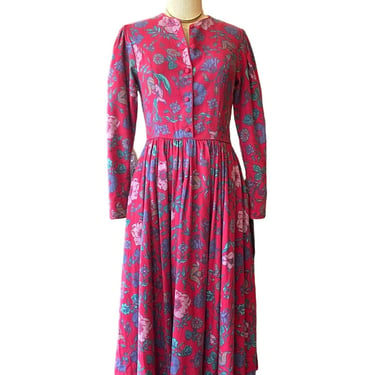 Magenta floral laura ashley dress with pockets, 1980s fit and flare, cotton jersey small medium puff shoulders long sleeve 