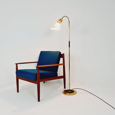 German modern flex arm brass floor lamp, tütenlampe from the 50s 